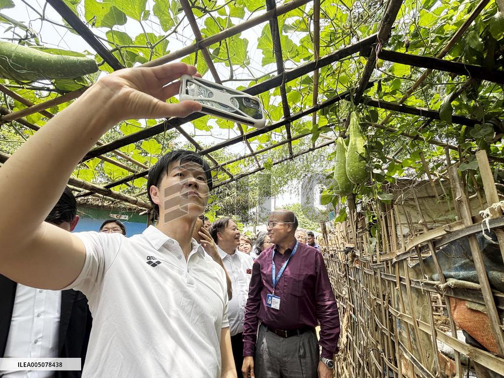 Japanese farm minister Suzuki in Bangladesh