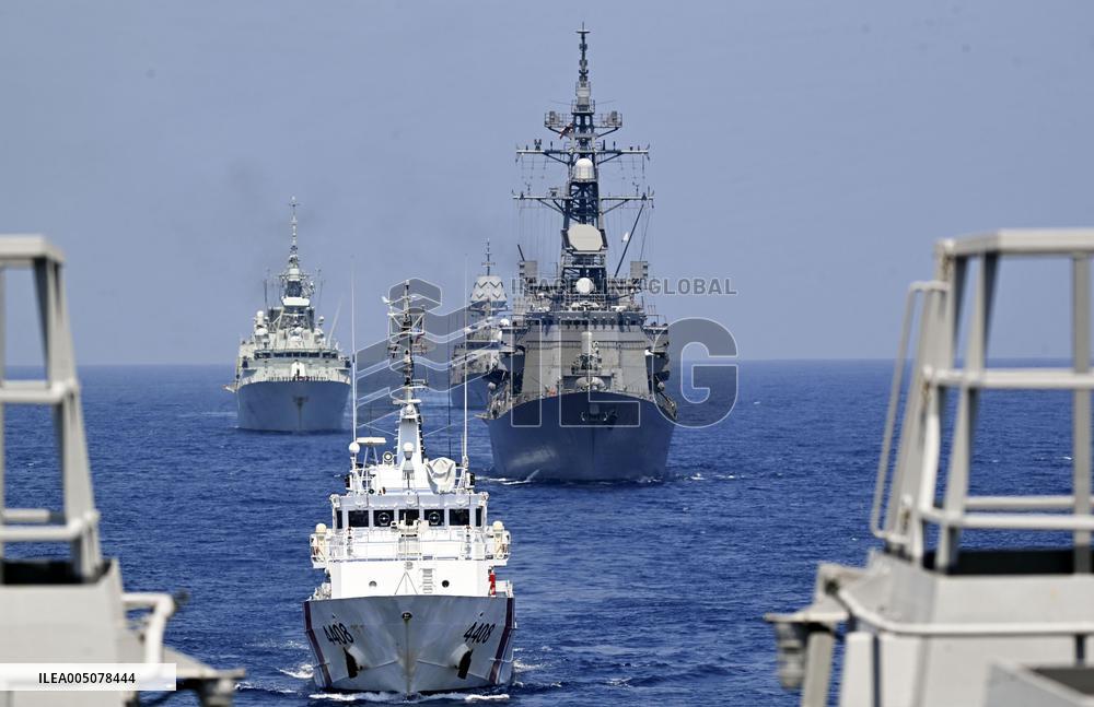 "Balikatan" military exercise in South China Sea