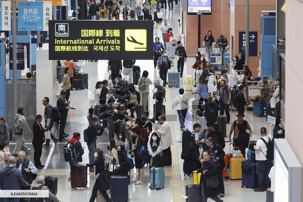 Return rush of Golden Week travelers in Japan