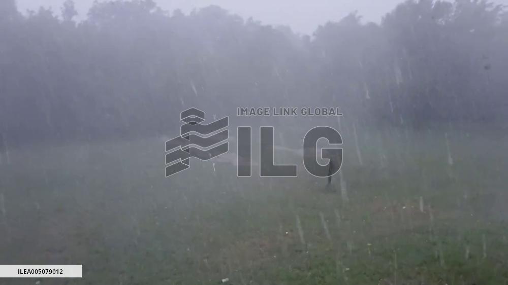 US: Severe Thunderstorm Watch Issued as Cold Front Sweeps Central Texas