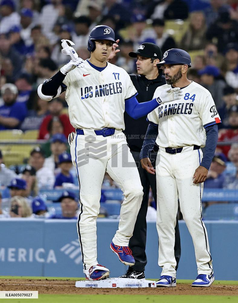 Baseball: Braves vs. Dodgers