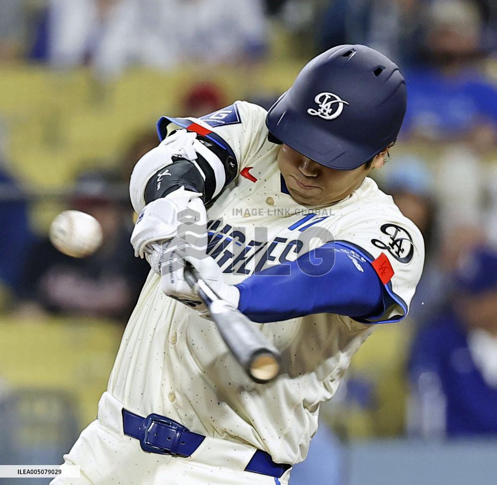Baseball: Braves vs. Dodgers