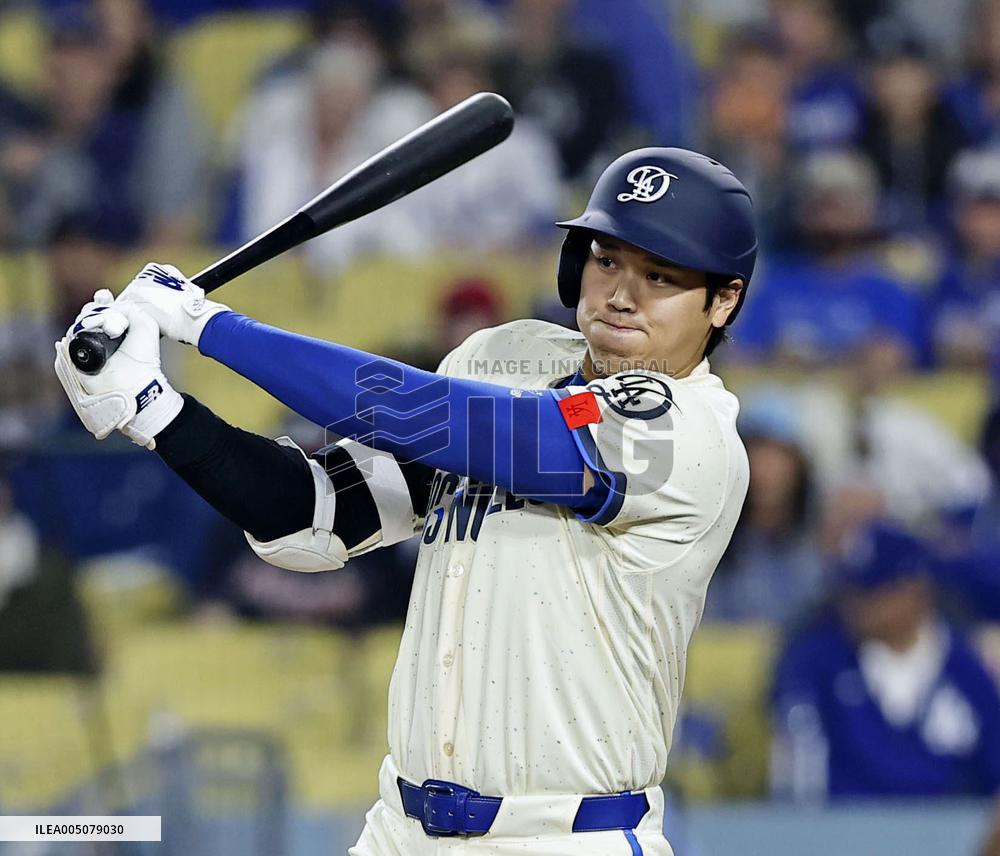 Baseball: Braves vs. Dodgers