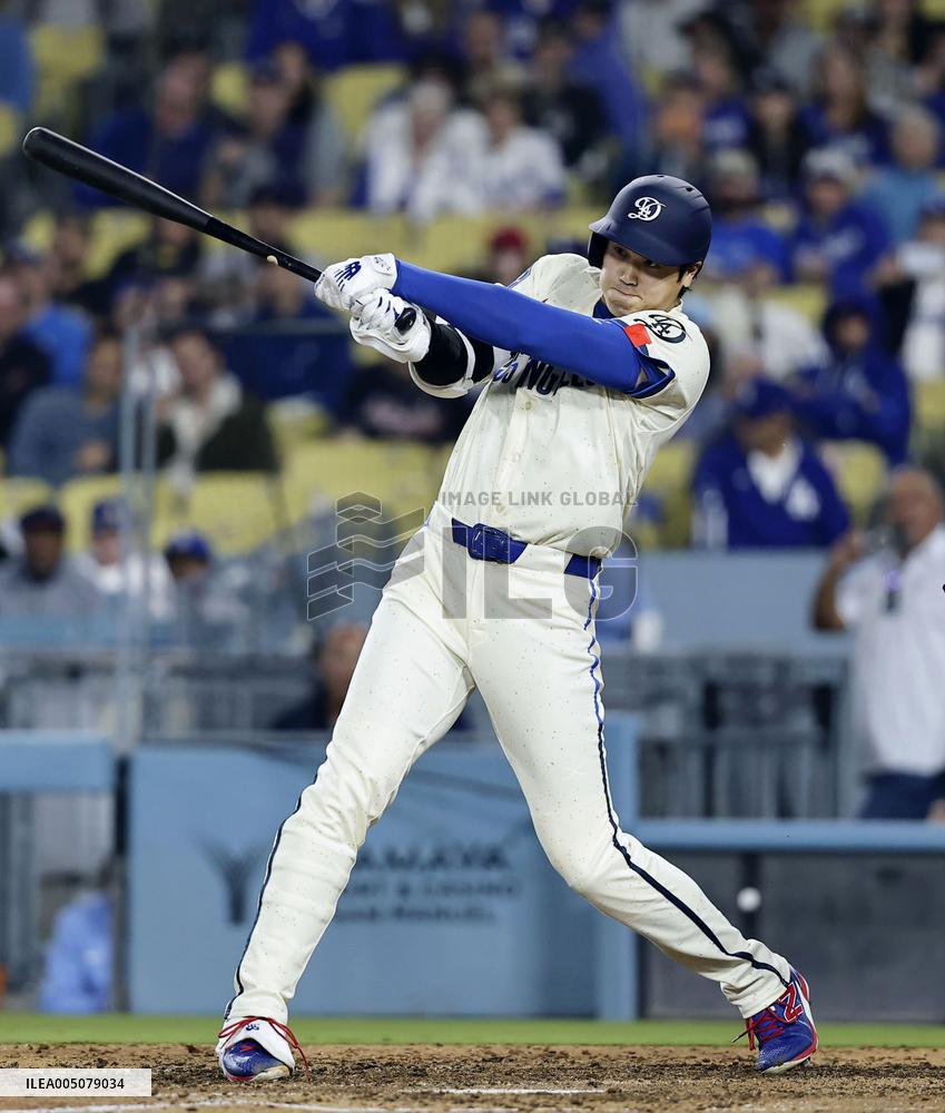 Baseball: Braves vs. Dodgers