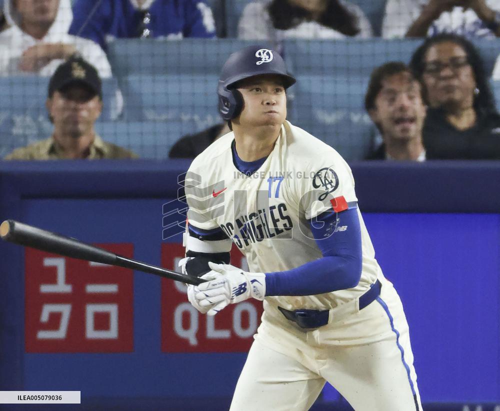 Baseball: Braves vs. Dodgers