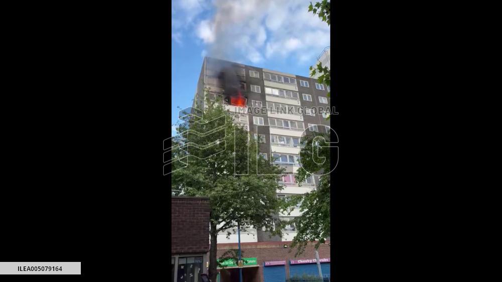 UK: Apartment Fire in Battersea Forces 50 Residents to Evacuate, Three Hospitalized