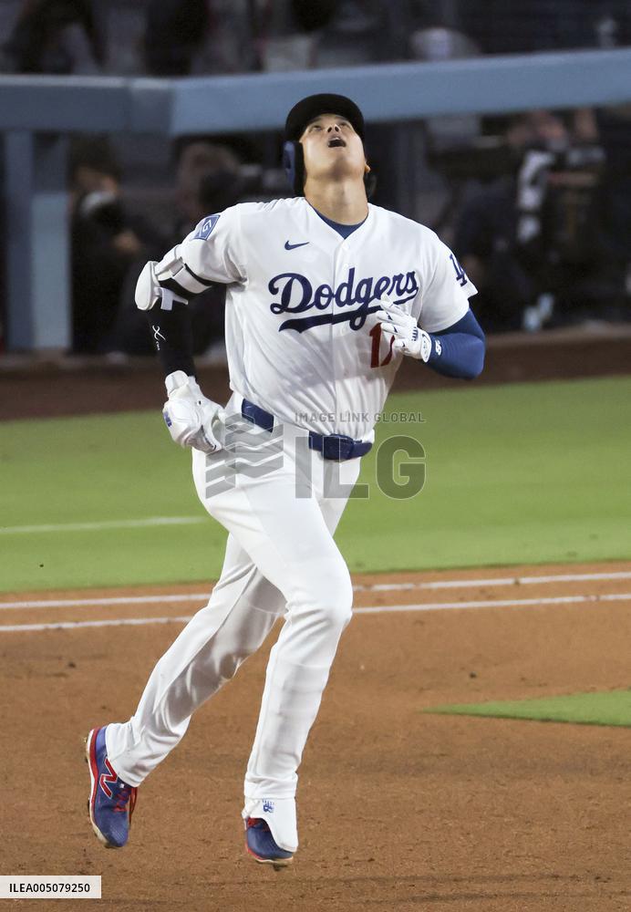 Baseball: Giants vs. Dodgers