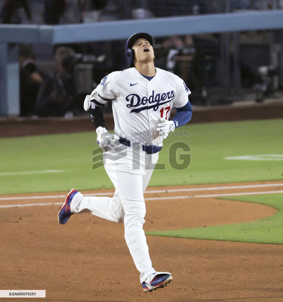 Baseball: Giants vs. Dodgers