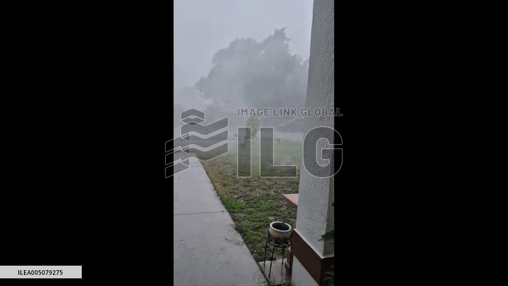 US: Powerful Storms Bring Rain, Hail and Flooding to Central Florida 2