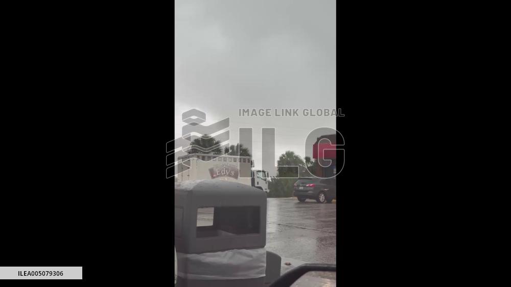 US: Powerful Storms Bring Rain, Hail and Flooding to Central Florida 3