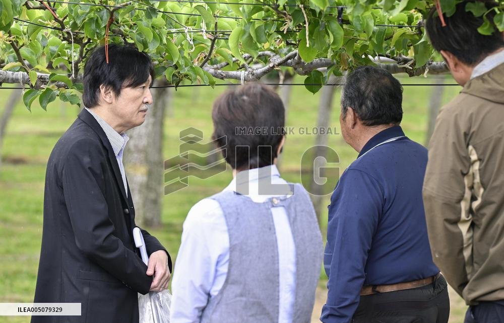 Japan crown prince visits farms in Fukushima Pref.