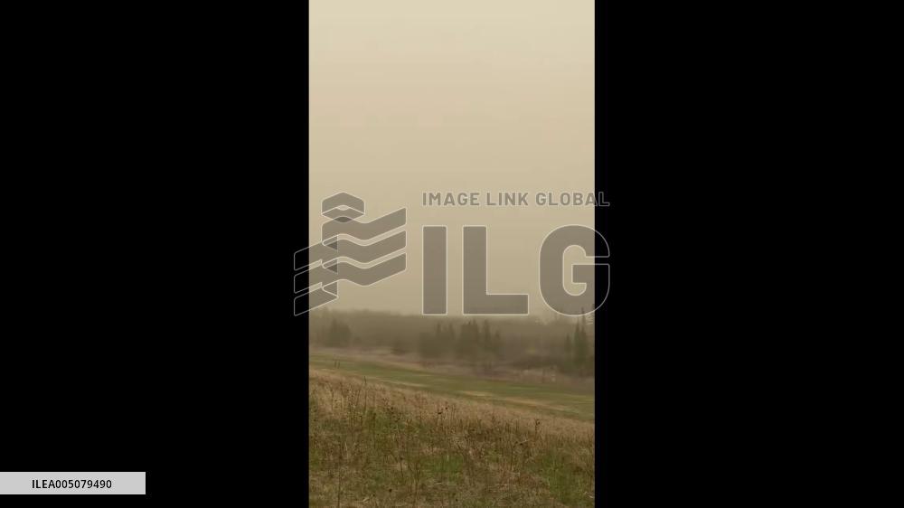 Canada: Dust Storm Blankets Southern Manitoba, Causing Hazardous Conditions