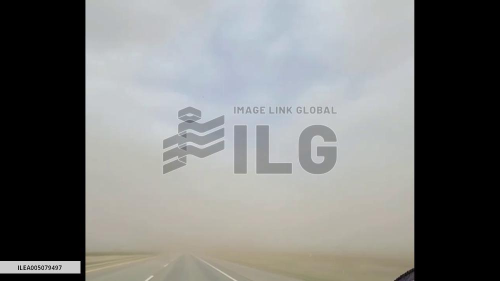 Canada: Dust Storm Blankets Southern Manitoba, Causing Hazardous Conditions 2