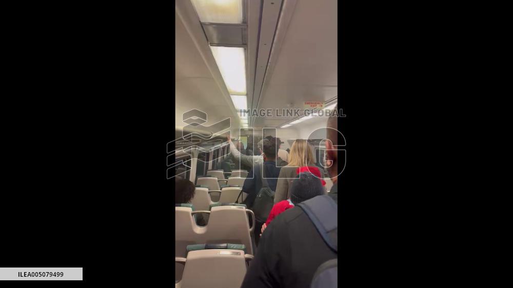 US: Smoke Fills LIRR Train as Fire Shuts Down Penn Station Service