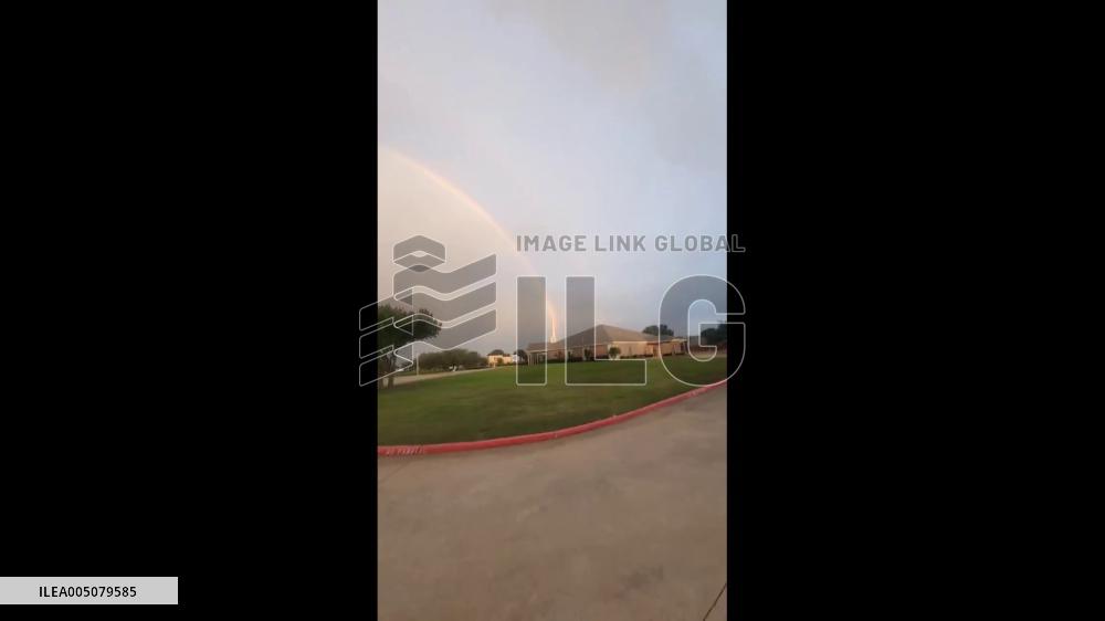 US: Stunning Rainbow Lights Up Sky Over McKinney, Texas