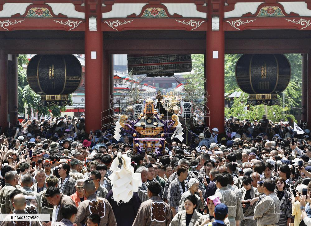 Sanja festival in Tokyo's Asakusa