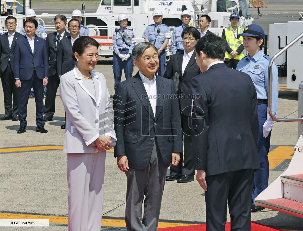 Japan emperor, empress depart for Ehime