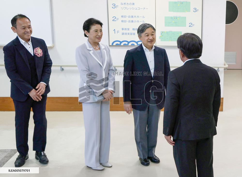 Japan emperor, empress visit Ehime