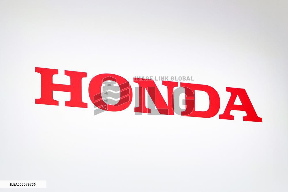 Honda sign and logo