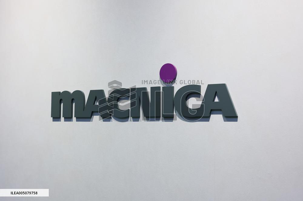 Macnica sign and logo