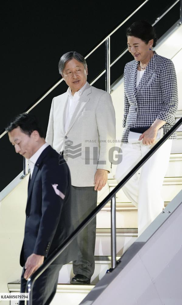 Japan emperor, empress return to Tokyo