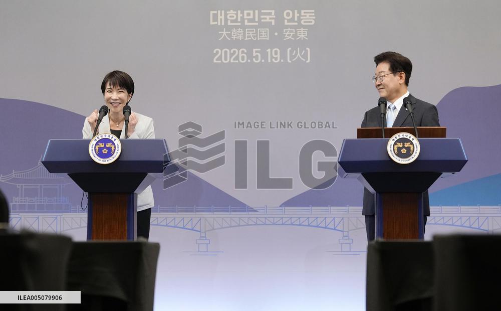 Japan-S. Korea summit