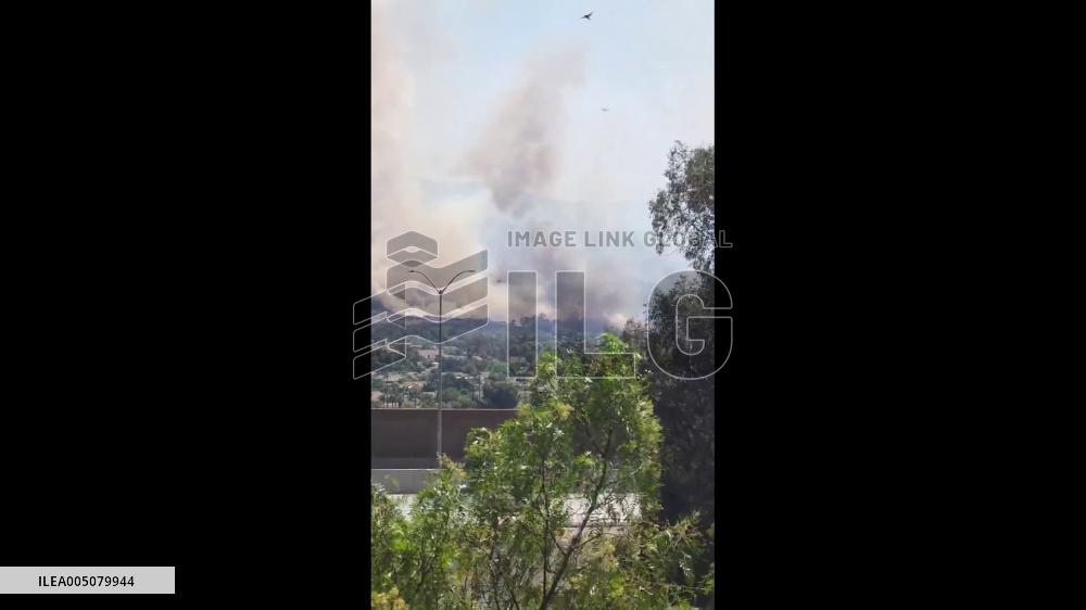 US: Four Injured, Fast-Moving Bain Fire Forces Evacuations in Jurupa Valley, CA