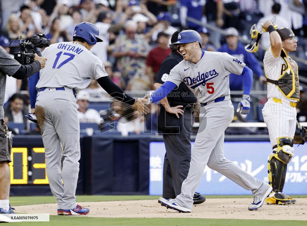 Baseball: Dodgers vs. Padres