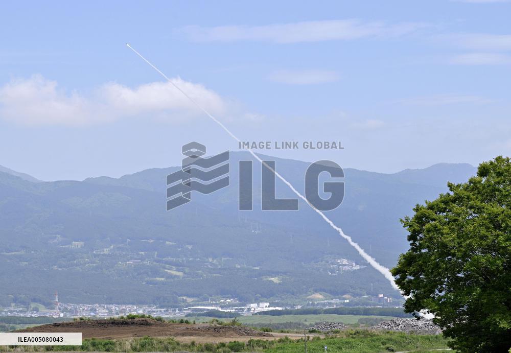 U.S. military HIMARS firing drill near Mt. Fuji