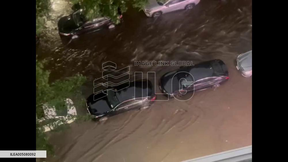 US: Flash Floods Inundate New York City After Powerful Storm 5