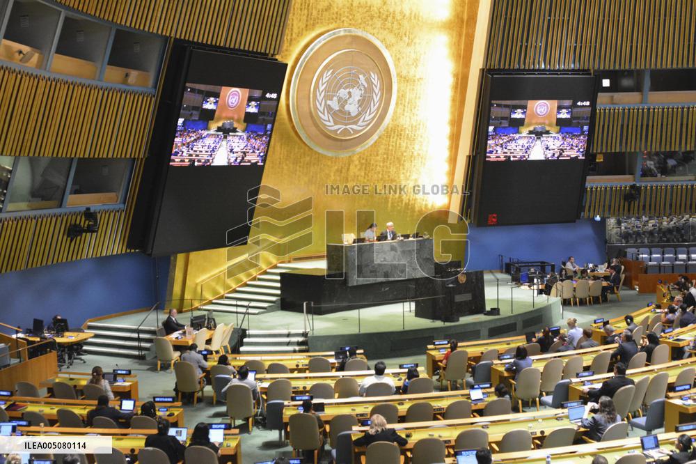 U.N. General Assembly backs World Court climate crisis ruling