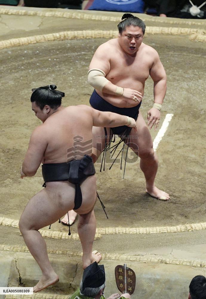 Summer Grand Sumo Tournament