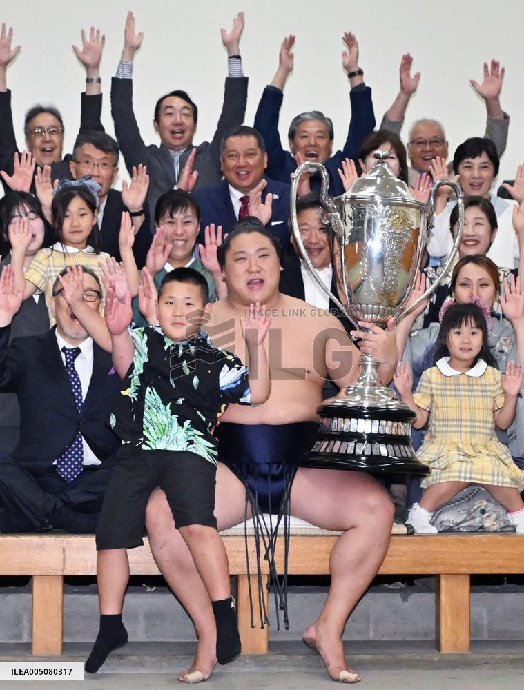 Summer Grand Sumo Tournament