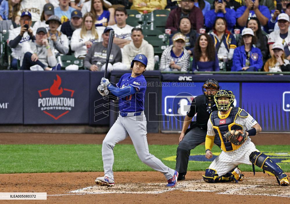 Baseball: Dodgers vs. Brewers