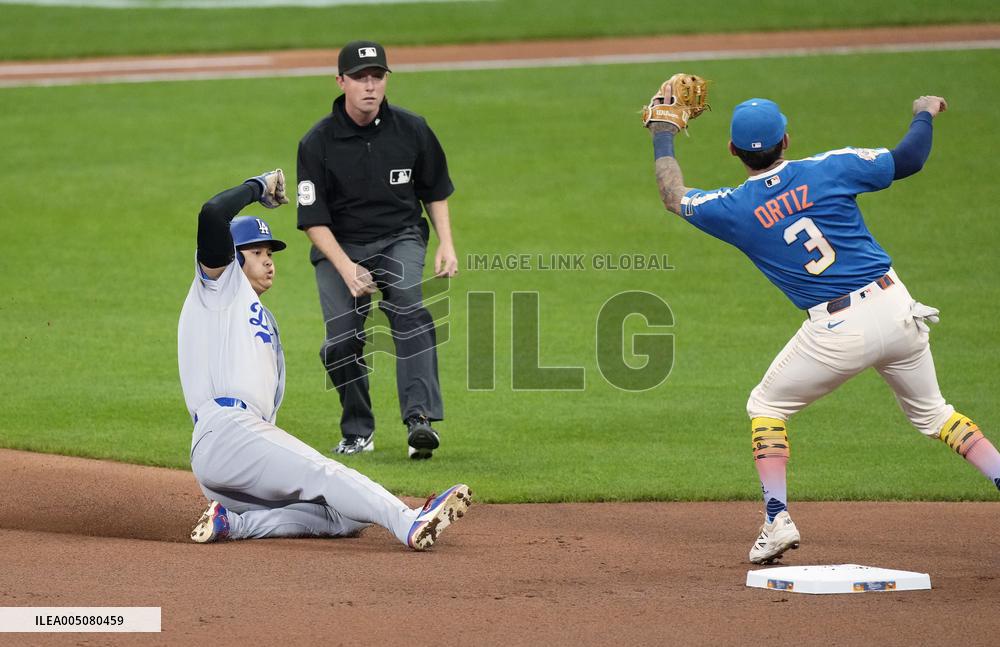 Baseball: Dodgers vs. Brewers