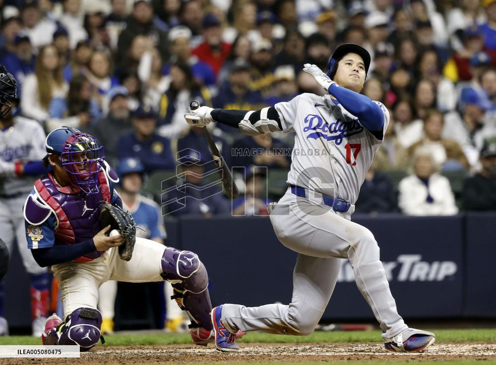 Baseball: Dodgers vs. Brewers