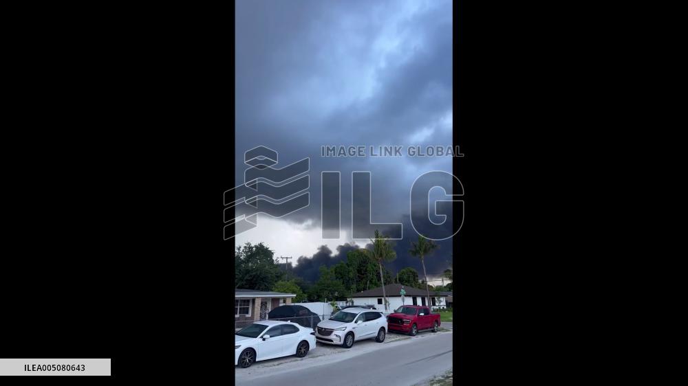 US: Massive Junkyard Fire Breaks Out in Opa-locka, Prompting Evacuations