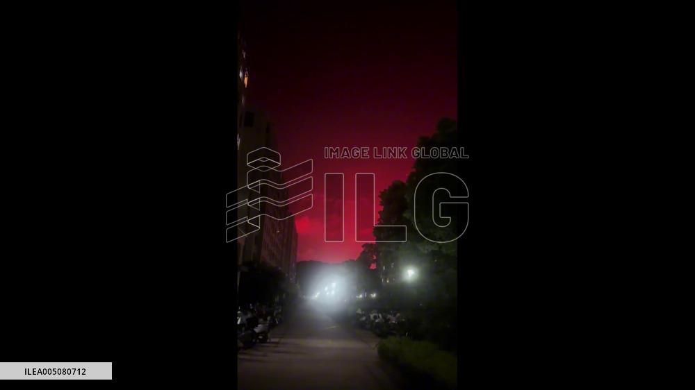 China: Eerie Red Sky Spotted Over Zhoushan, Zhejiang