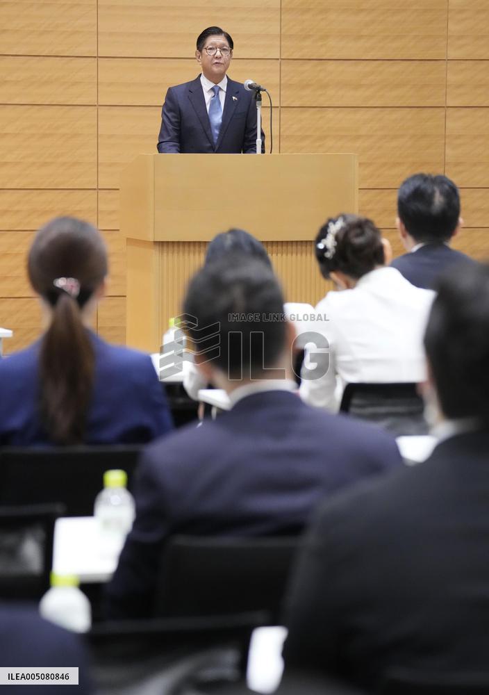 Philippine President Marcos meets Japanese lawmakers