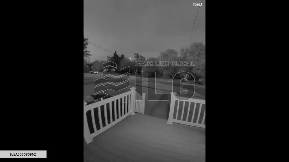 US: Fireball Lights Up Western New York Sky, Producing Loud Sonic Boom