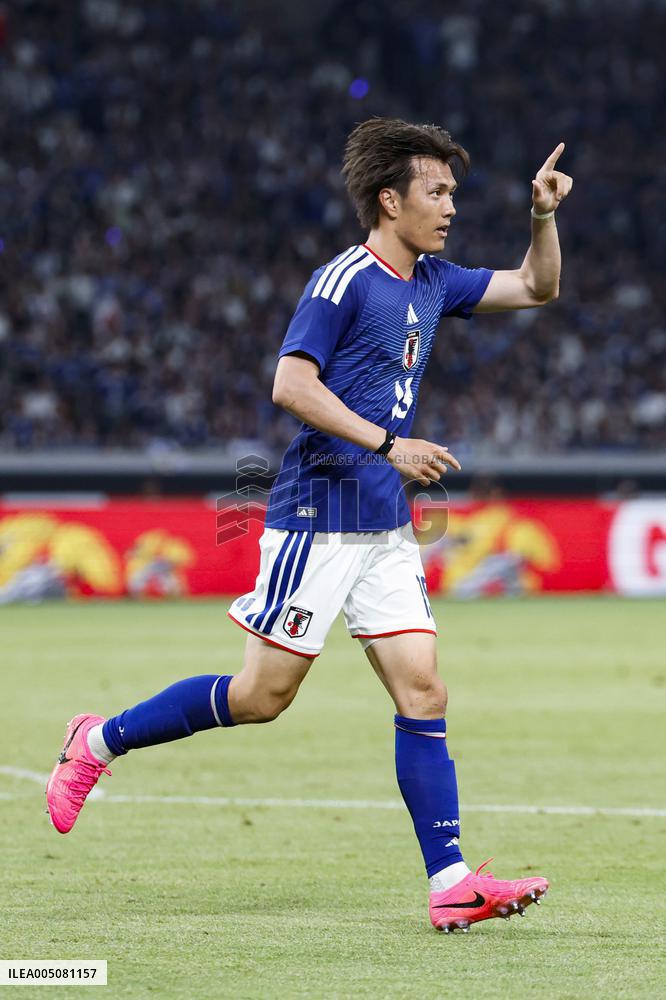 Football: Japan vs. Iceland