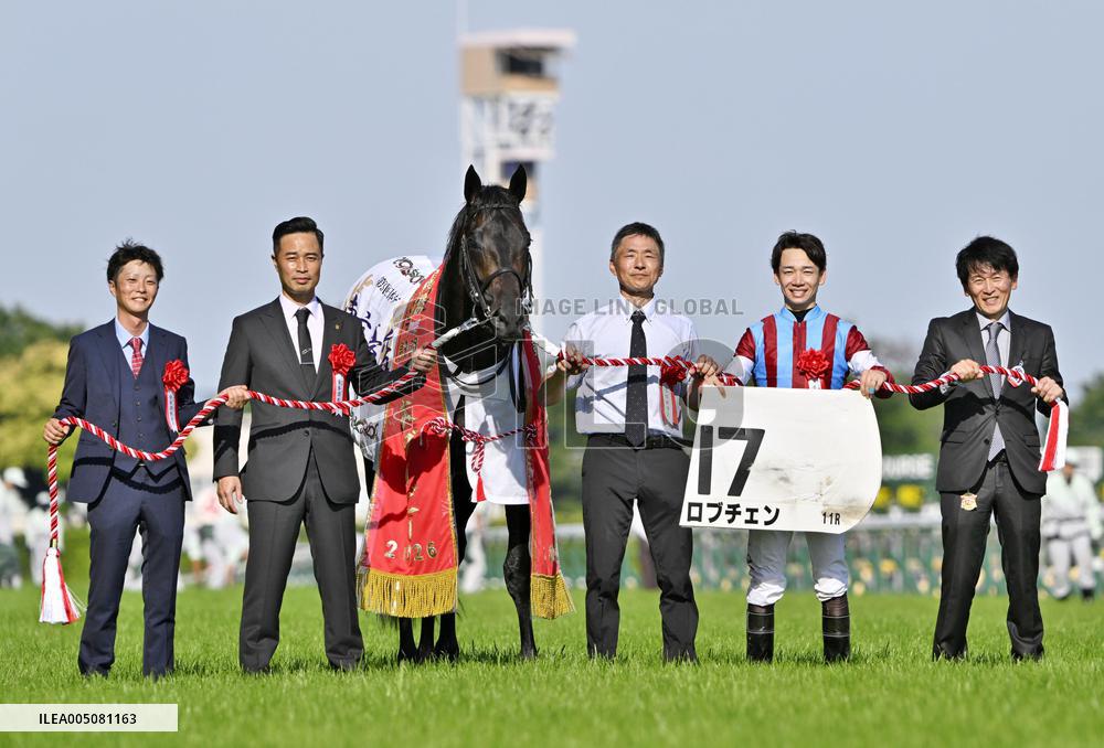 Horse racing: Japanese Derby