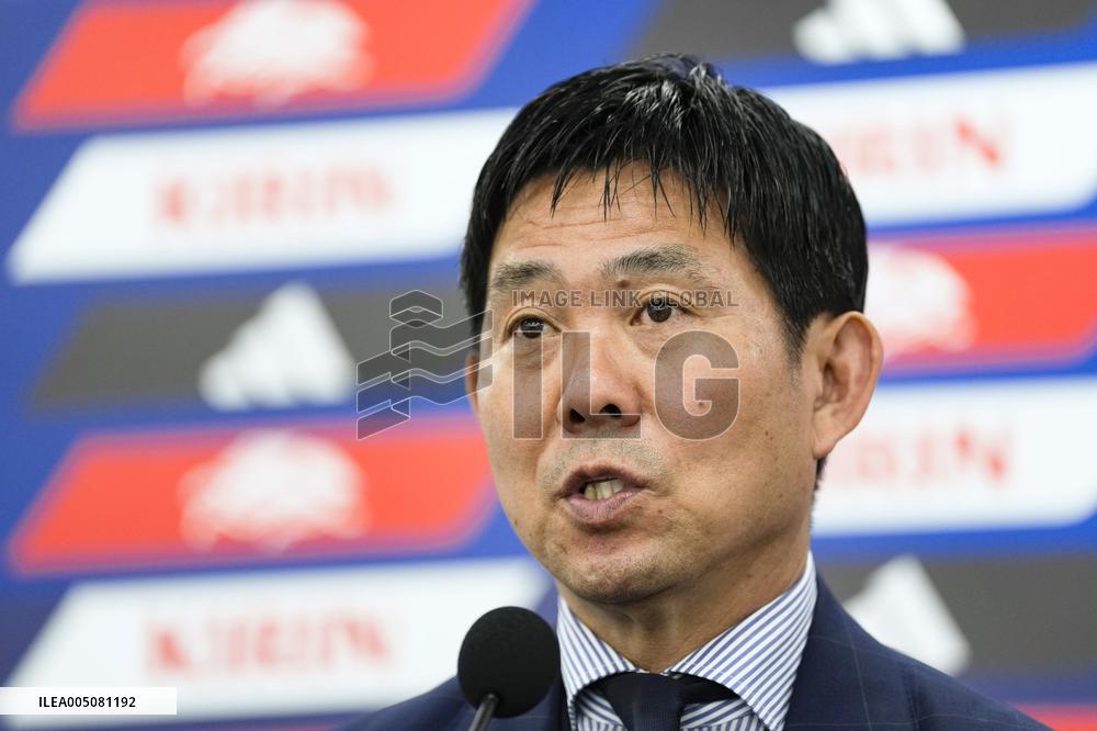 Football: Japan vs. Iceland