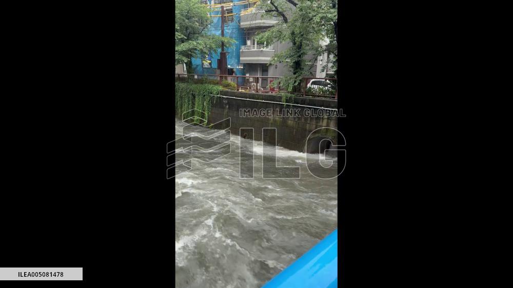 Japan: Typhoon Jangmi Approaches Kanto Region, Triggering Flood Alerts 2