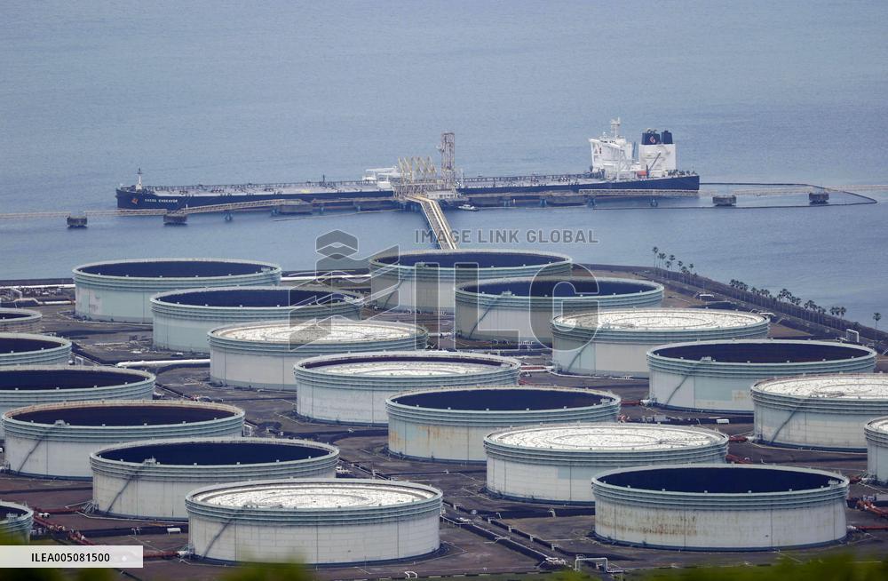 Oil tanker via Hormuz arrives in Japan, 2nd since Iran war began