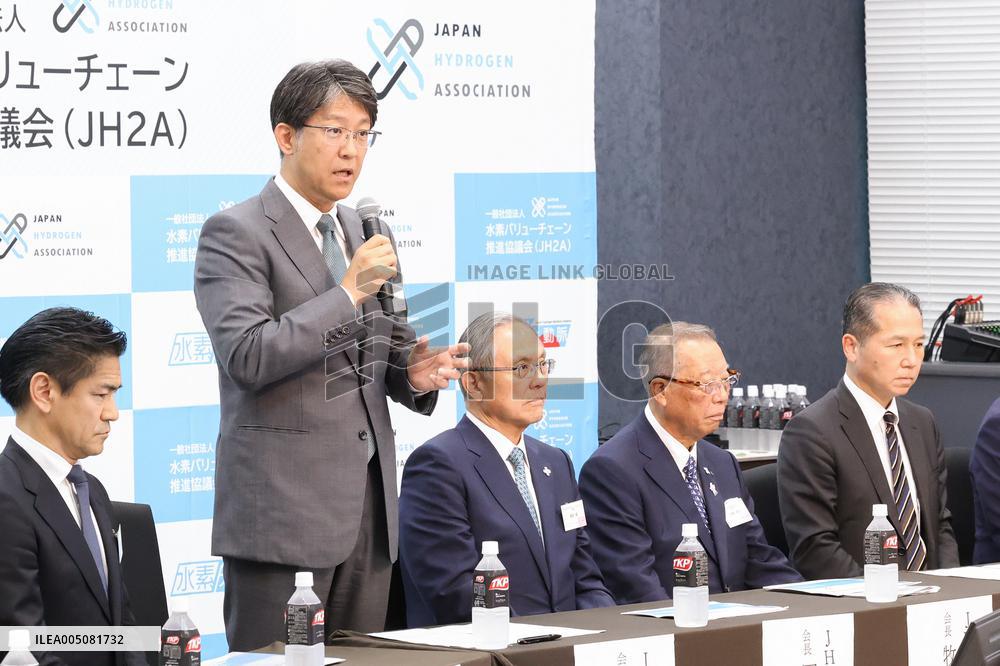 Conference on the Realization of the Hydrogen Arteries Initiative