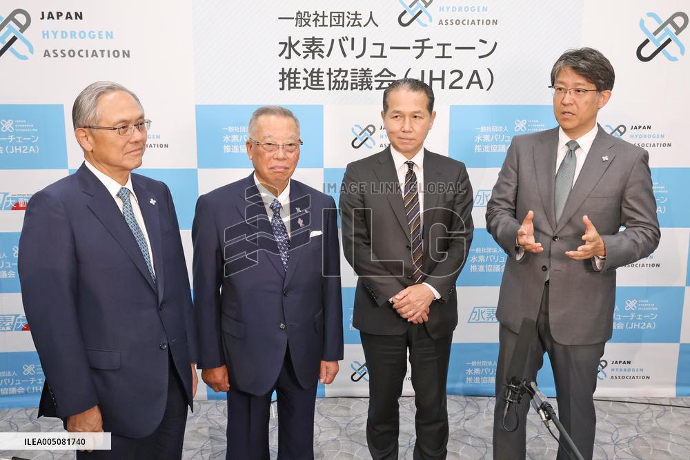 Conference on the Realization of the Hydrogen Arteries Initiative