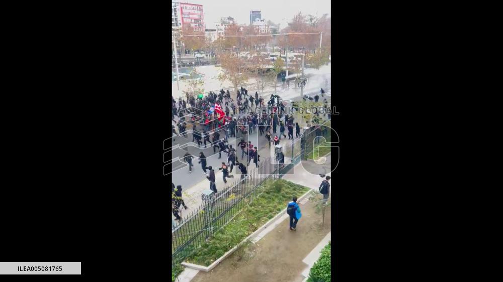 Chile: Police Fire Water Cannons as Anti-Austerity March Turns Violent in Santiago