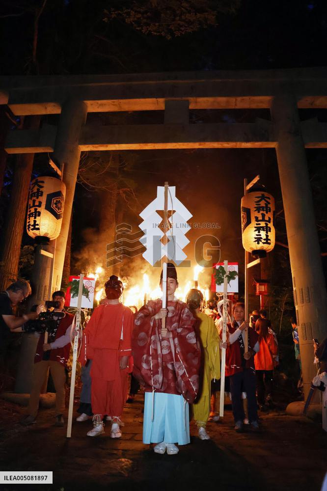 Ceremony for summer climbing season on Mt. Daisen