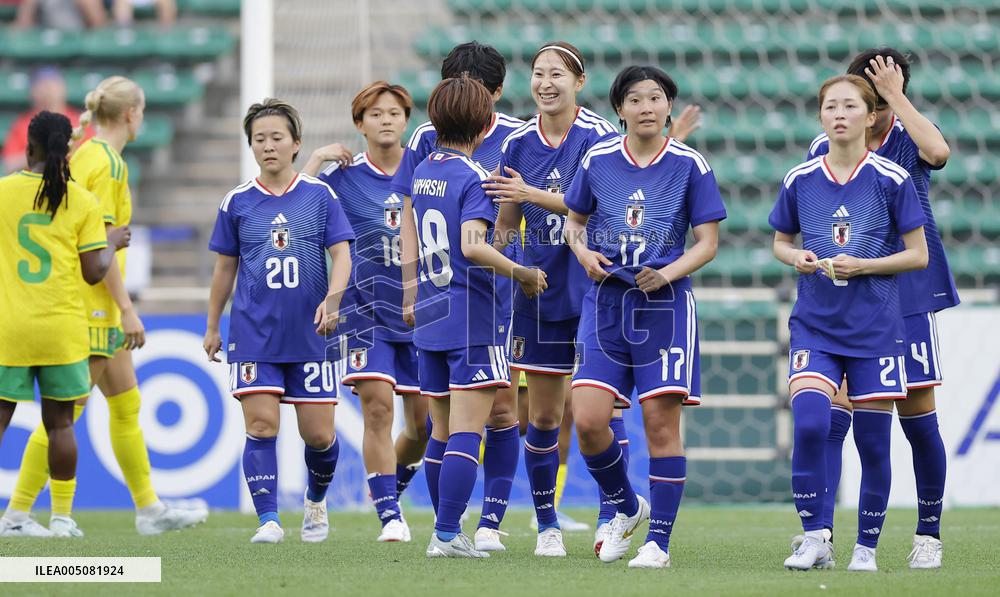 Football: Japan beat S. Africa in friendly